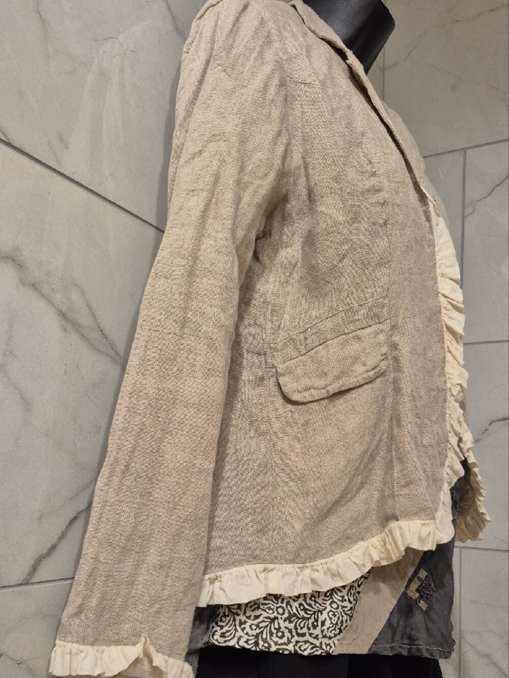 Beige Linen Ruffle-Trim Blazer Jacket - Picture 5 of 11